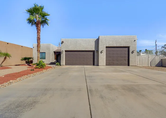 Pet-friendly Lhc W/ Temp-controlled Pool! Holiday home Lake Havasu City