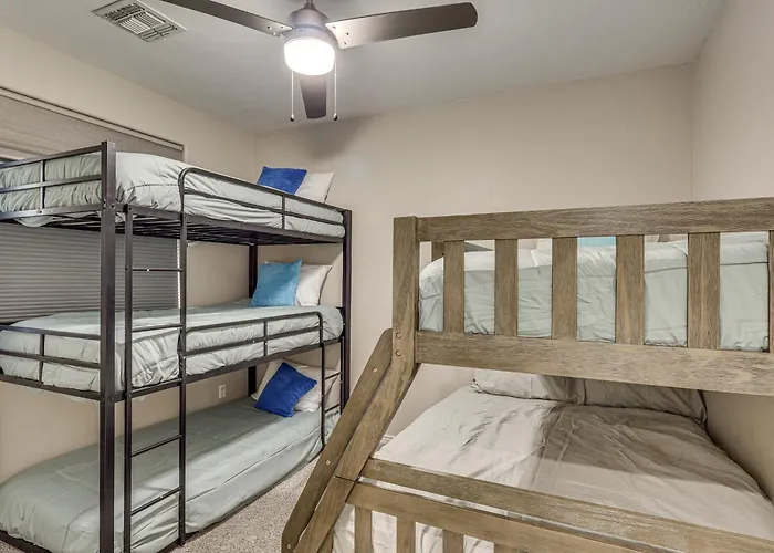 Pet-friendly Lhc W/ Temp-controlled Pool! Holiday home *