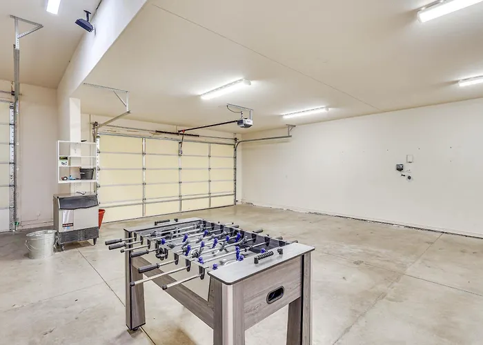 Pet-friendly Lhc W/ Temp-controlled Pool! Holiday home
