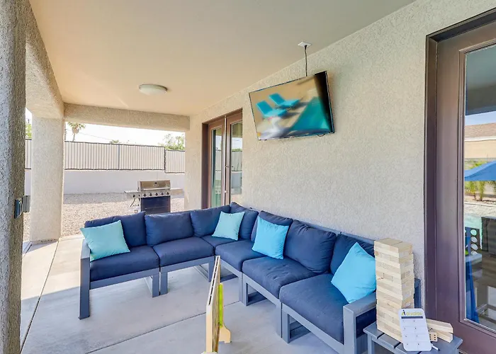 Pet-friendly Lhc W/ Temp-controlled Pool! Holiday home Lake Havasu City